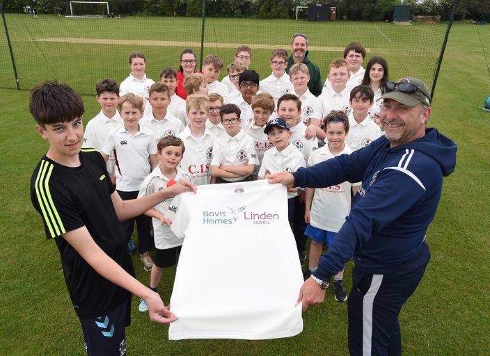 Housebuilder stumps up £500 to sponsor Longstanton cricketers
